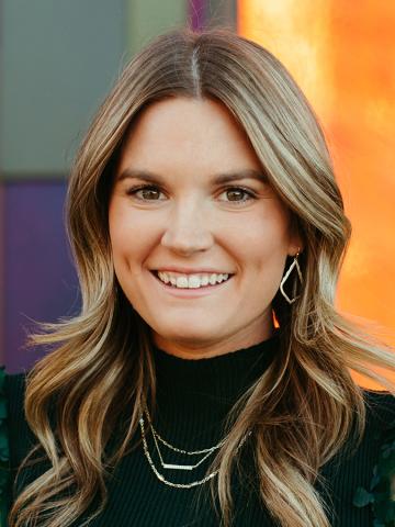 Portrait of Ariel Mansholt.