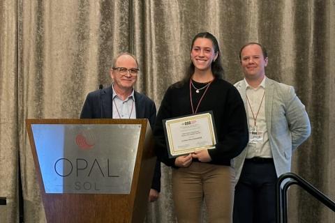 Lydia Valtadoros accepts the FMS/Peňáz Wesseling Travel Fellowship Award—for her abstract submission to the 2025 International Symposium on the Autonomic Nervous System.