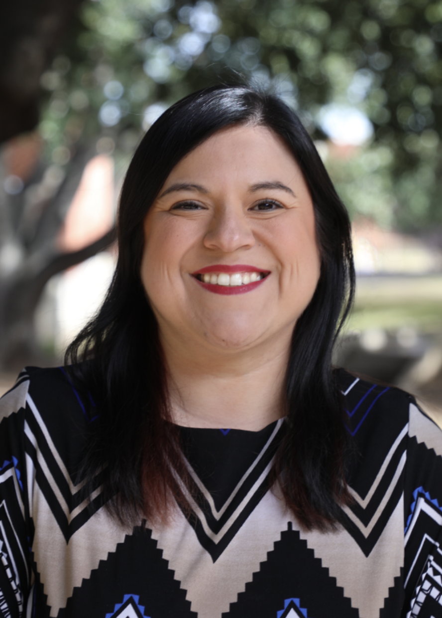 Crystal Diaz-Espinosa Headshot